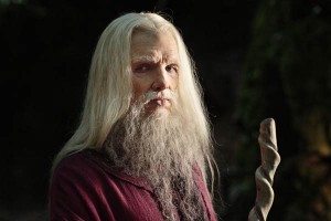 merlin-series-5-finale-part-2-diamond-of-the-day-(2)